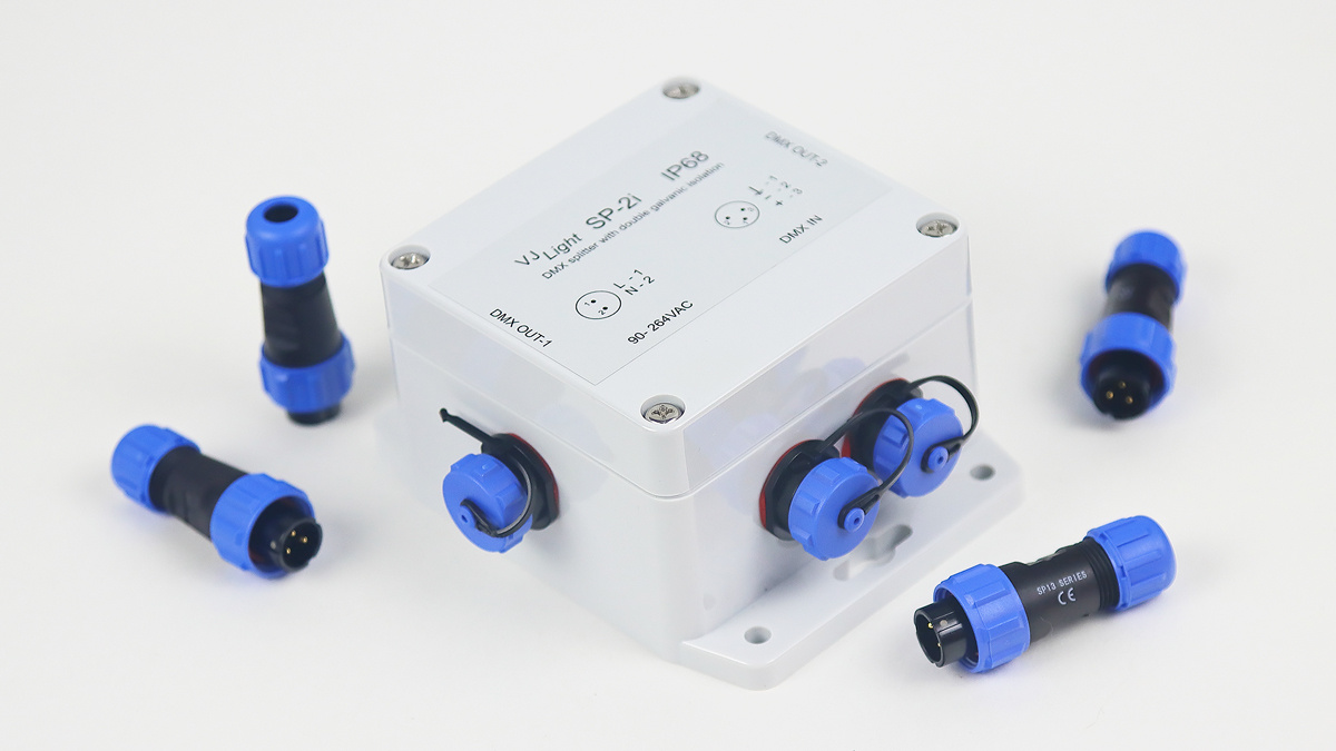 IP68 (IP67) DMX сплиттер-усилитель 2 выхода с двойной гальванической развязкой и индикаторами - "VJLight SP-2i". https://shop.show-device.ru/VJLight-SP-2i.html