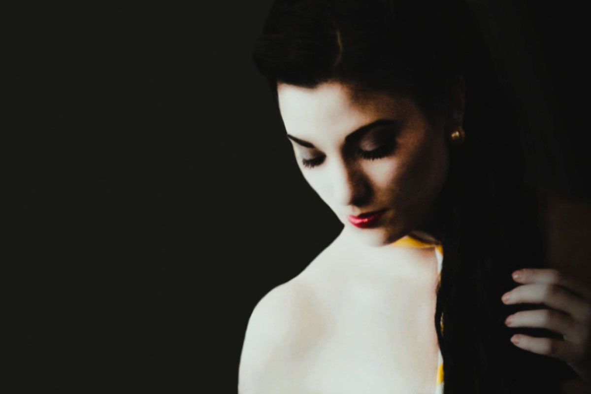 Она — не просто женщина, а целый сценарий, где нарцисс может стать главным героем