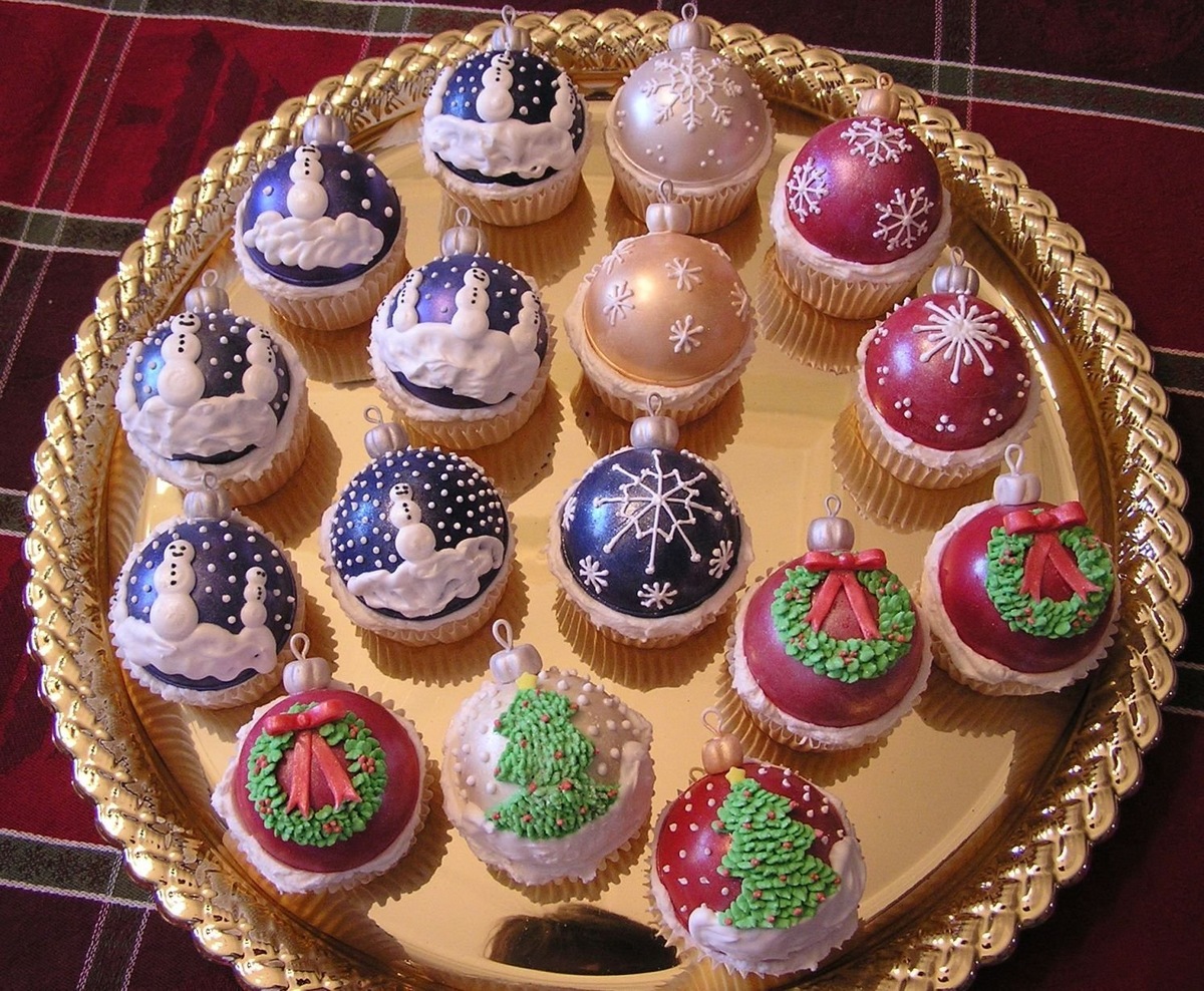    Эти капкейки украсят любой праздничный стол – и вот как их повторить