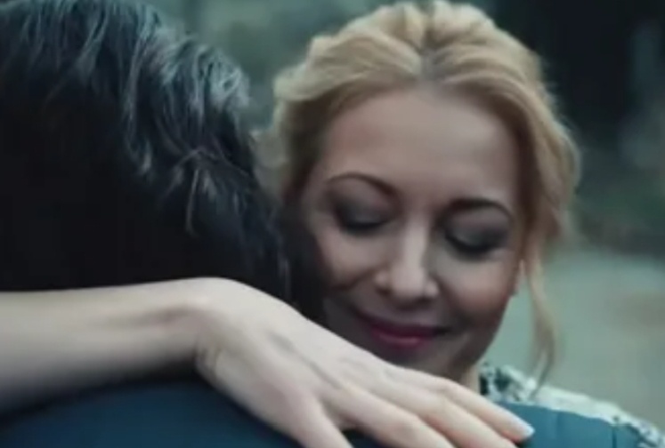 Алиса и мама