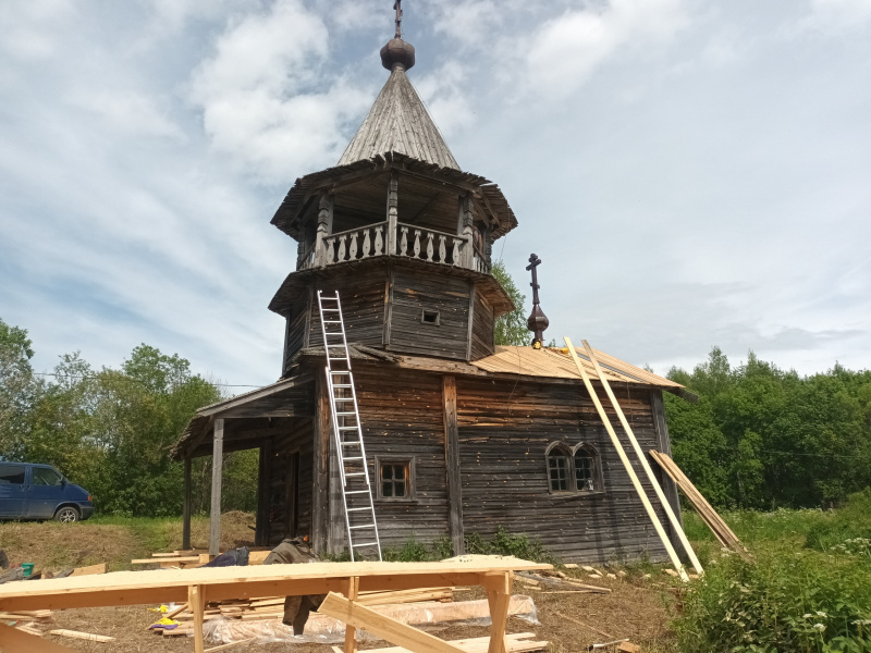    Старинную часовню XIX века спасают в КарелииВсероссийский центр деревянного зодчества / VK