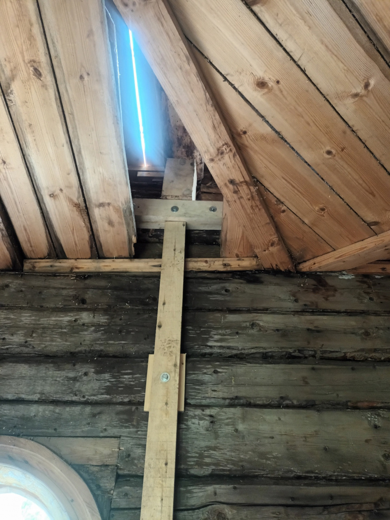    Старинную часовню XIX века спасают в КарелииВсероссийский центр деревянного зодчества / VK