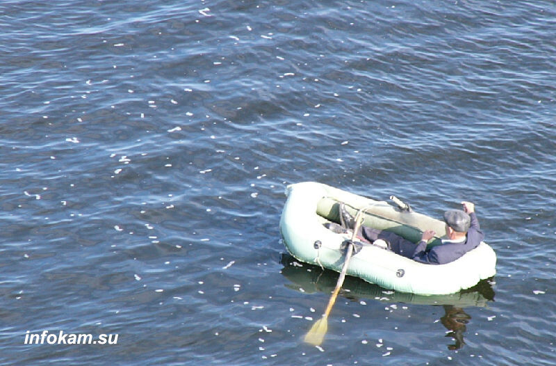    Рыбак на реке Камышинке