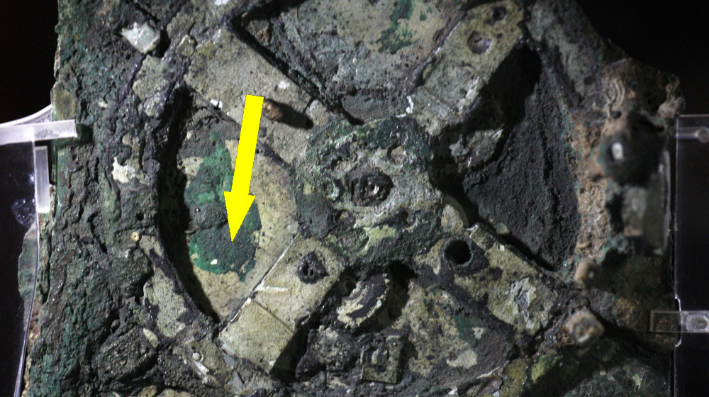    Таинственные артефакты из прошлого как доказательство временного сдвига