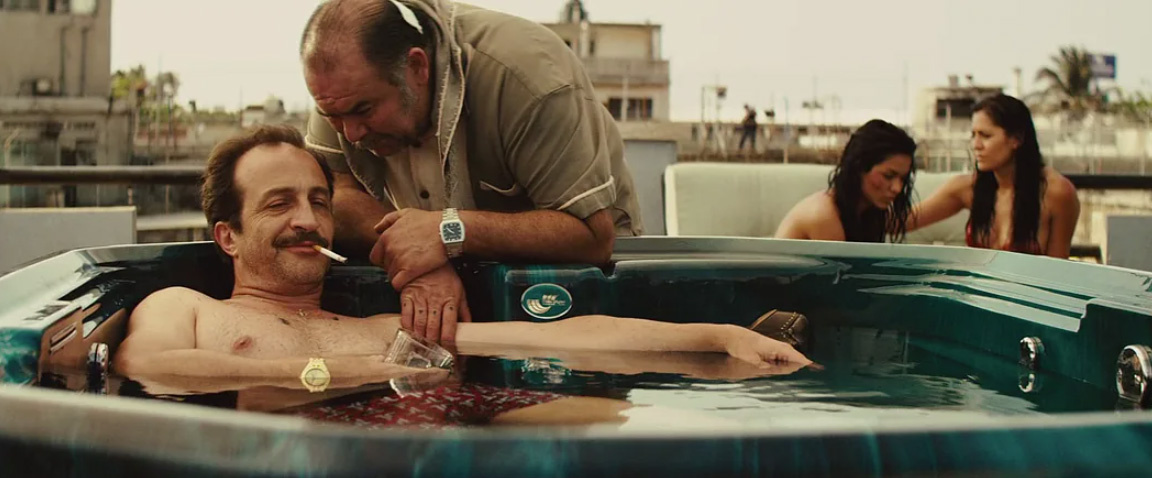 Кадр из фильма "Веселые" каникулы" (2012)