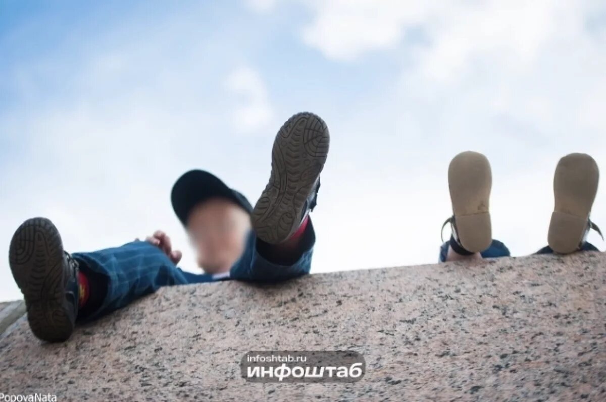    Под Астраханью ребёнок упал в траншею от ремонта водопровода