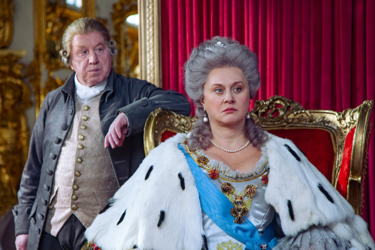 Наталья Суркова – Екатерина II, Владимир Стеклов – Никита Иванович Панин