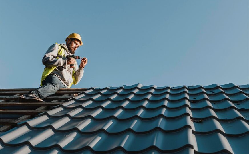 Гид по подбору кровельного крепежа для разных оснований