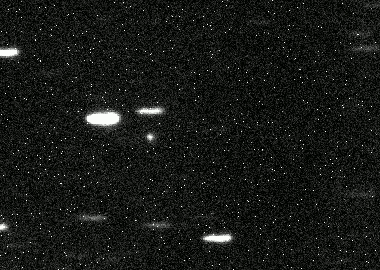 Движение кометы 3I/ATLAS на фоне звёзд 2 июля 2025 года (анимация из снимков кометы). Источник: Википедия.