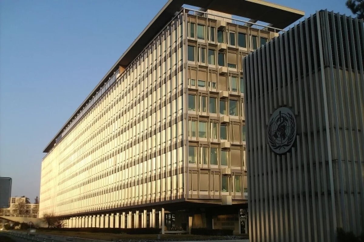    ВОЗ призвала поднять цены на табак и алкоголь на 50% к 2035 году