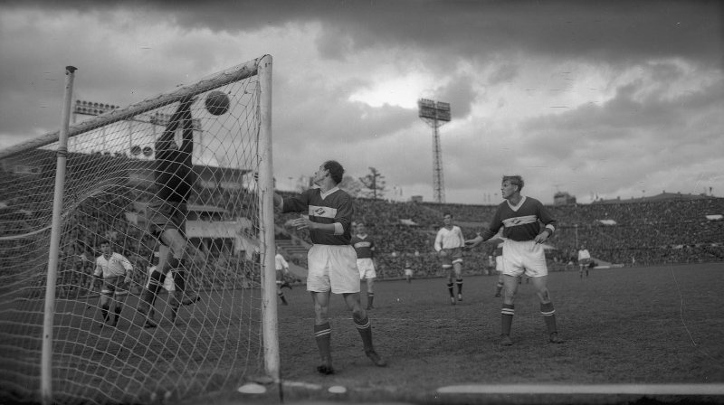 Стадион «Динамо». Футбольный матч. Сергей Васин, 1945 - 1955 год, г. Москва, МАММ/МДФ.
