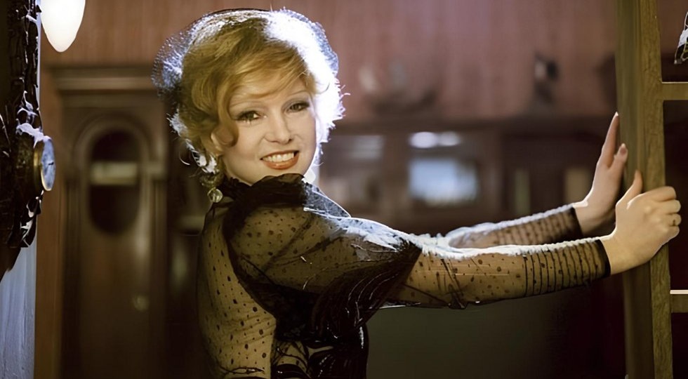 Как жила Людмила Гурченко: от коммуналки до трехкомнатной квартиры у Патриарших