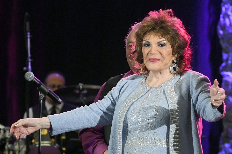    Конни Фрэнсис GLOBAL LOOK PRESS