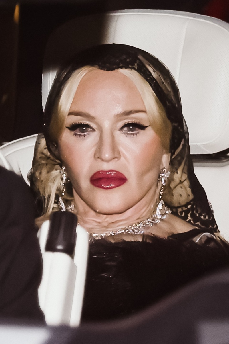    Мадонна GLOBAL LOOK PRESS