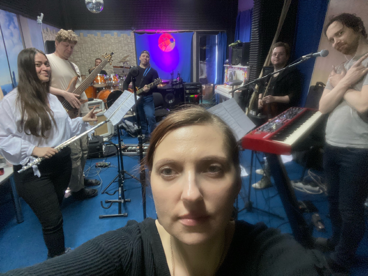 Репетиция электрического состава"Felidae"