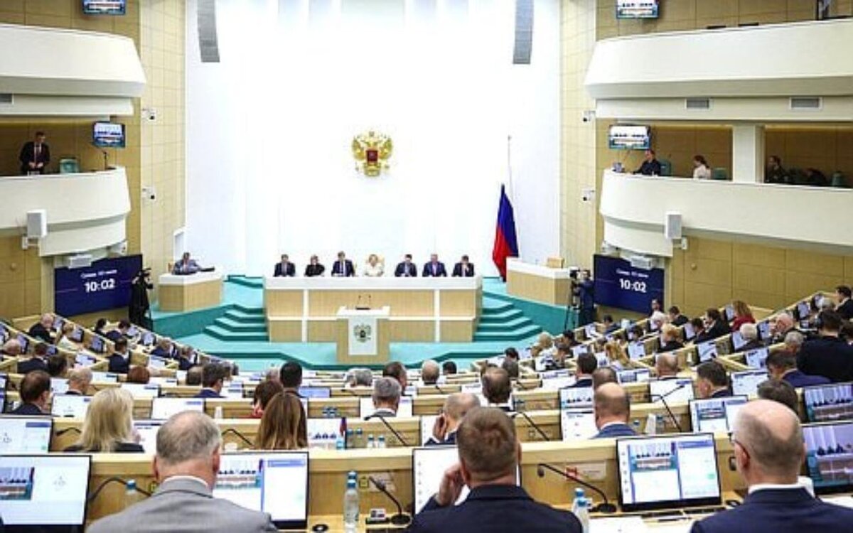    Совет Федерации одобрил новые законы о продаже долей в ООО Фото: сайт Совета Федерации