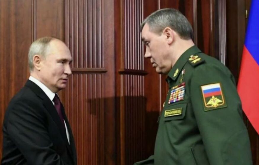    Кремль устал ждать: Герасимову грозит отставка. Путин больше не верит? Данные "инсайдеров"