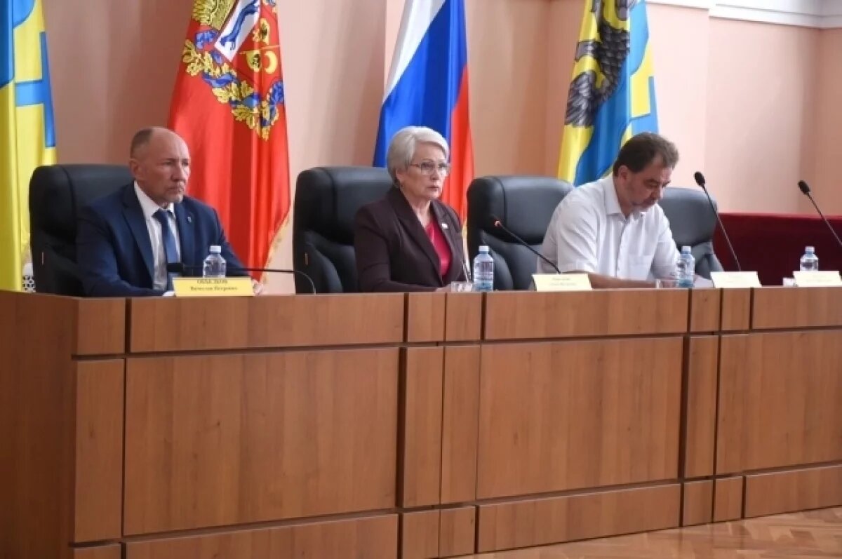    Депутаты приняли оставку главы Оренбурга и внесли изменения в Устав города