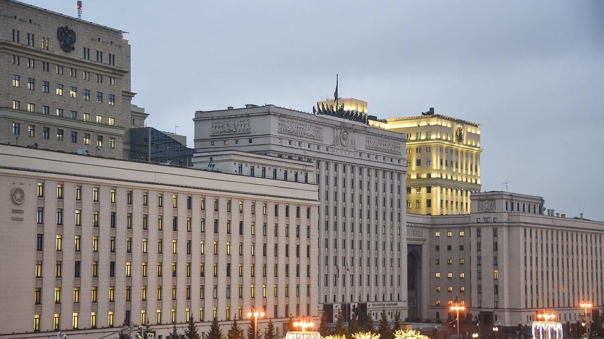 Фото: https://tvzvezda.ru/ (https://mcdn2.tvzvezda.ru/storage/news_other_images/2025/06/02/cd388f2726de482098f434149650f309.jpg)