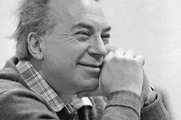    Режиссер Московского драматического театра на Малой Бронной Анатолий Эфрос на репетиции. / Александр Макаров / РИА Новости www.ria.ru