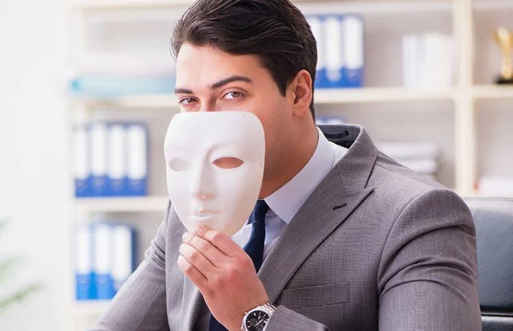 За улыбкой клиента может скрываться коварство. Фото: из открытых источников