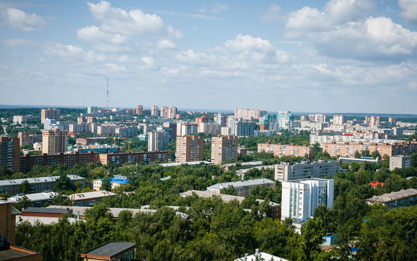    Мастер-класс от пожарных, штрафы за опоздание транспорта, потоп после ливней и некрасивый фасад: что обсуждают ижевчане в соцсетях 3 июля