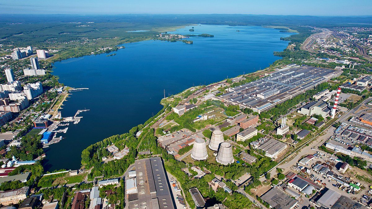 ВИЗ. Фото с сайта Википедия