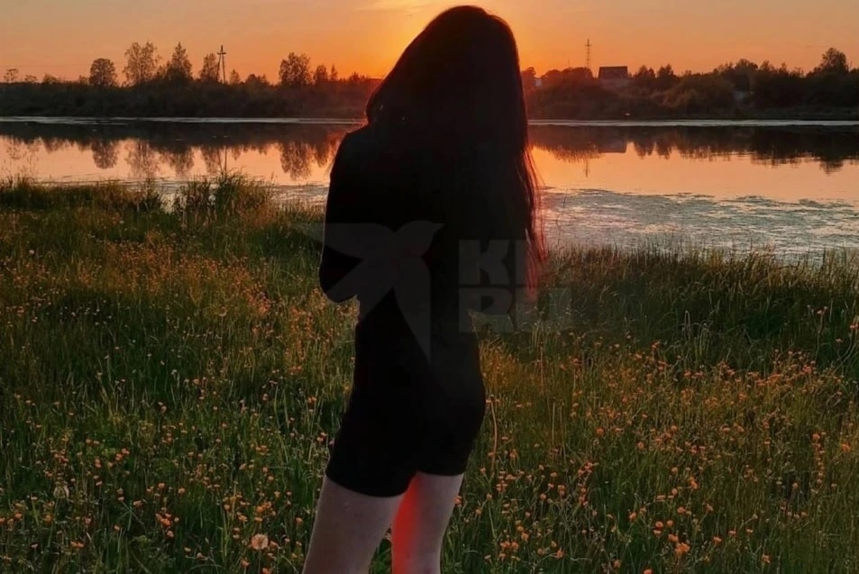 Девочке запретили качаться на качелях и посещать уроки физкультуры Фото: читатель «КП»
