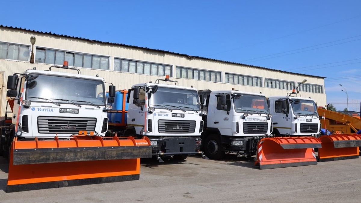    В Нижневартовске закупили новую дорожную технику