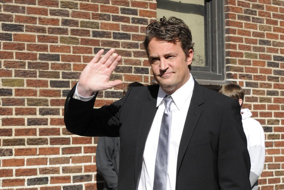    Мэттью Перри LEGION-MEDIA