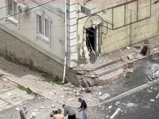    взрыв в Луганске // фото: РИА Новости, соц сети