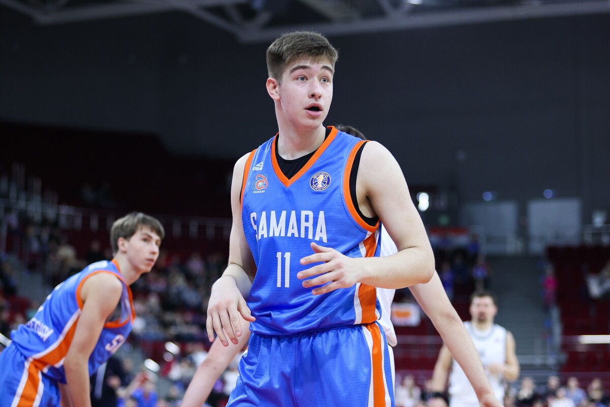 Егор Амосов