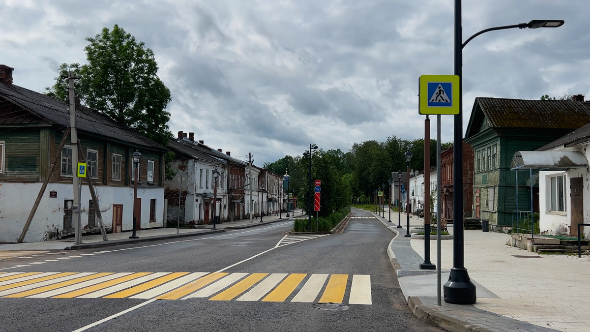 На Народной улице можно увидеть старинные дома