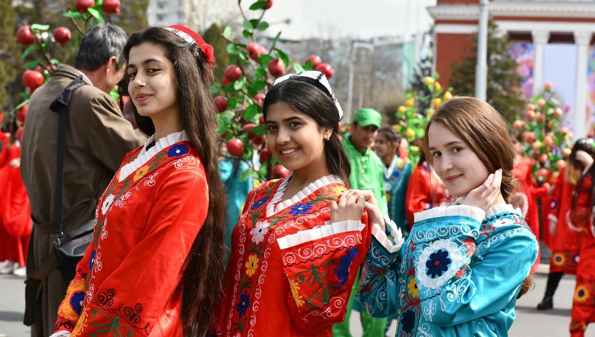 Фото с сайта https://qiwiq.ru/tadjikskiy/strana.html
