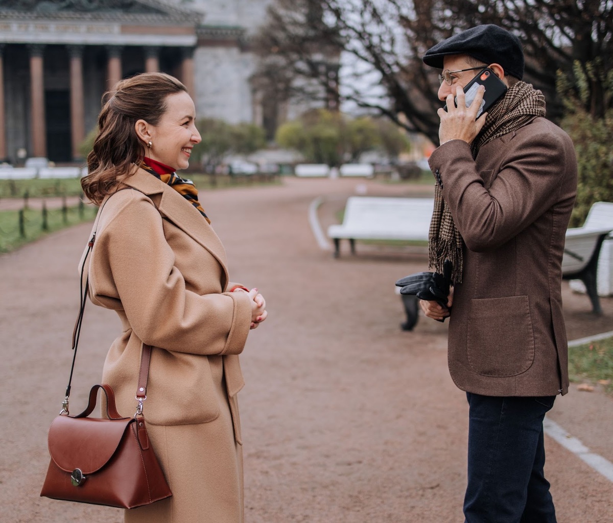 Переговоры можно сравнить с флиртом между мужчиной и женщиной. Если девушка отвечает парню на предложение пойти в кино: «Я подумаю», — это означает, что она не видит значимости в этой встрече.
