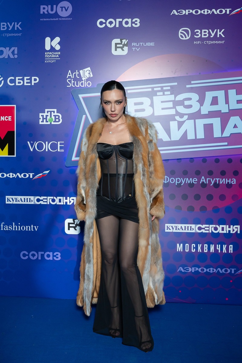 Листайте вправо, чтобы увидеть больше изображений