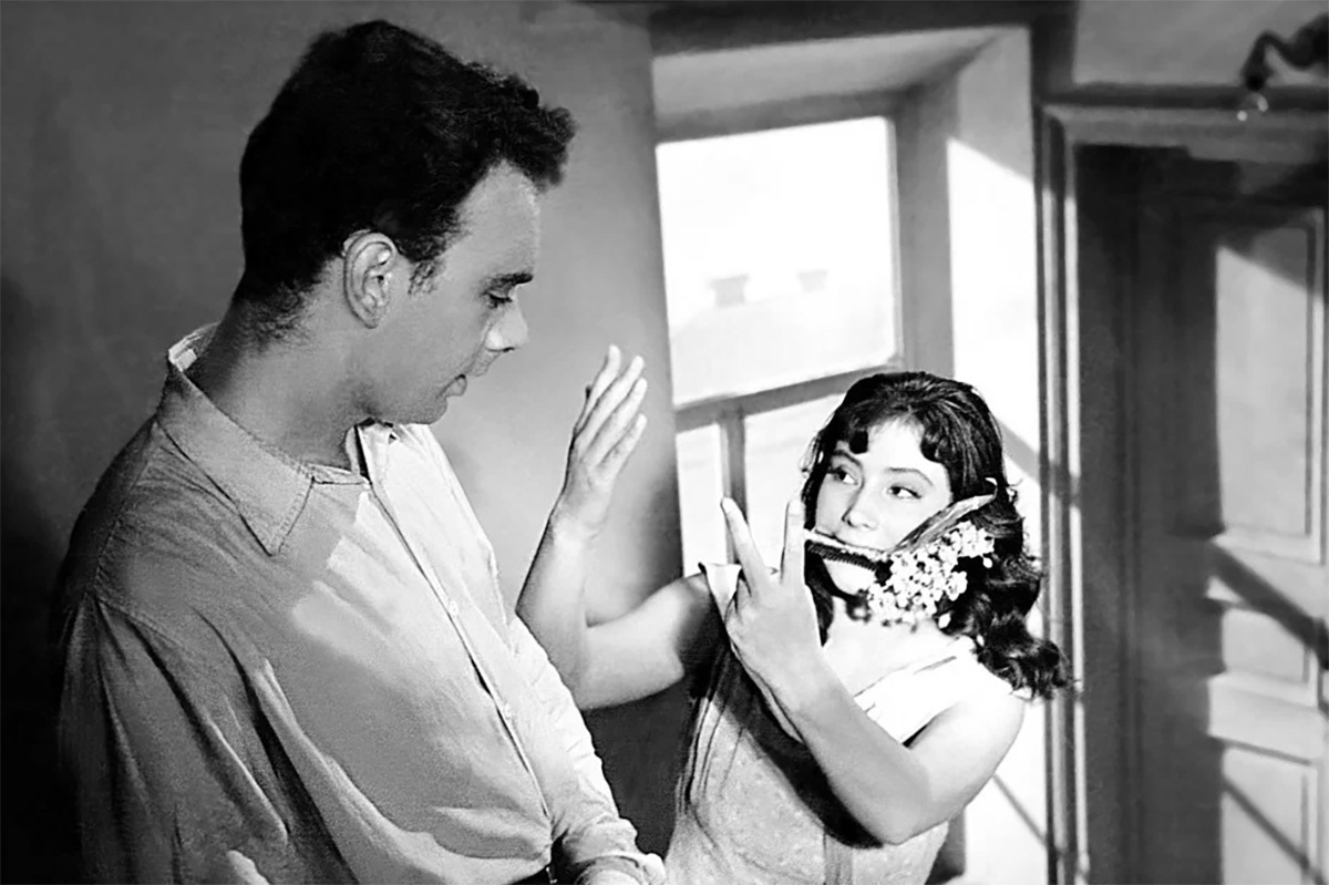 Киноконцерн «Мосфильм» / YouTube📷Кадр из фильма «Летят журавли»