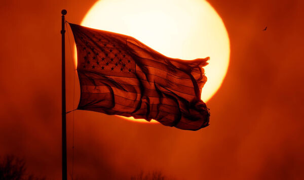 © AP Photo / Charlie Riedel