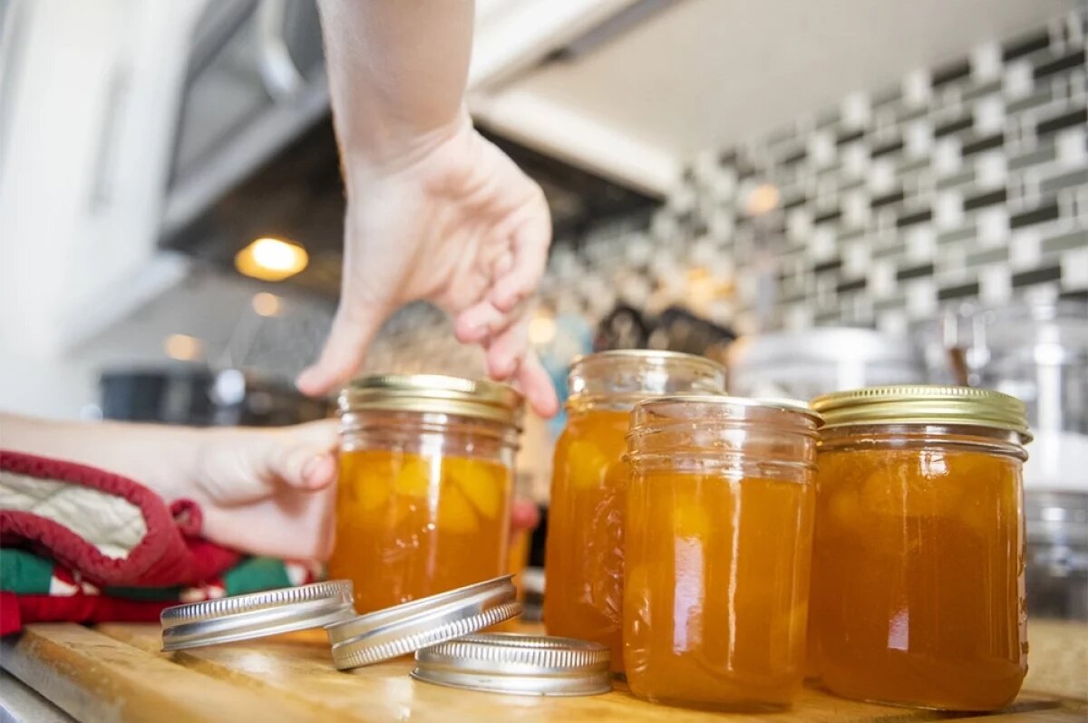    Можно заготовить эти фрукты без сахара или с его минимальным количеством, сохранить максимум пользы и вкуса.