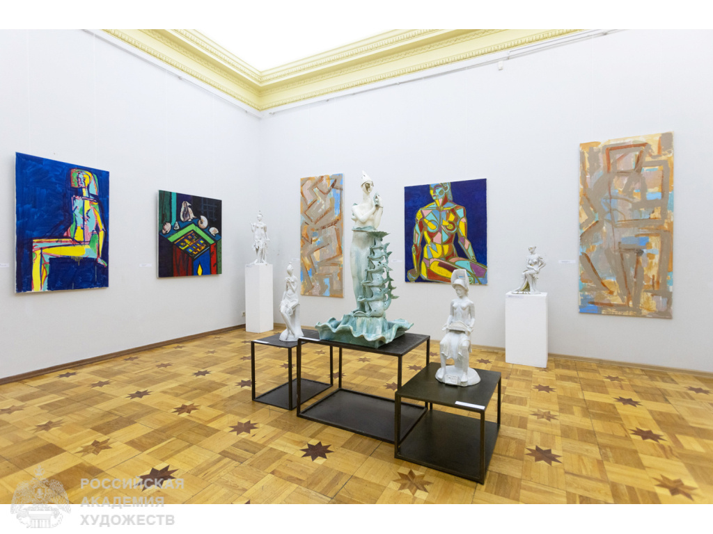 Фрагмент выставки «Открытая форма» Павла Тураева с участием Елены Патлажановой в залах Российской академии художеств (Москва, Пречистенка, 21). Фото: Виктор Берёзкин, пресс-служба РАХ. 2025