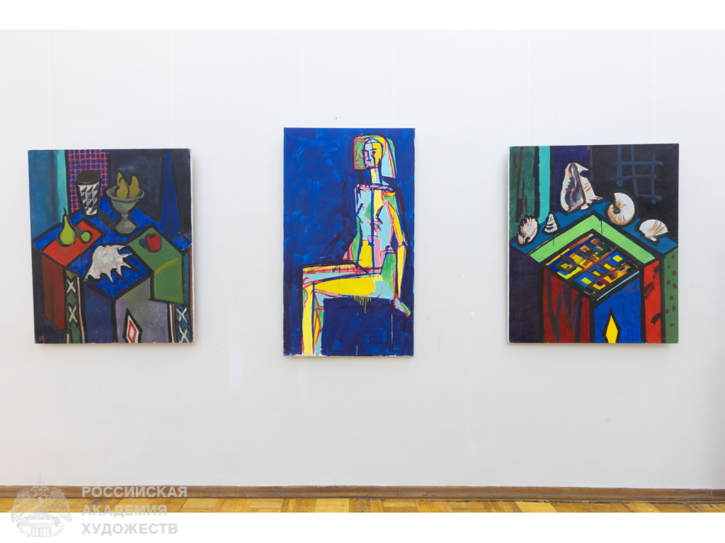 Фрагмент выставки «Открытая форма» Павла Тураева с участием Елены Патлажановой в залах Российской академии художеств (Москва, Пречистенка, 21). Фото: Виктор Берёзкин, пресс-служба РАХ. 2025