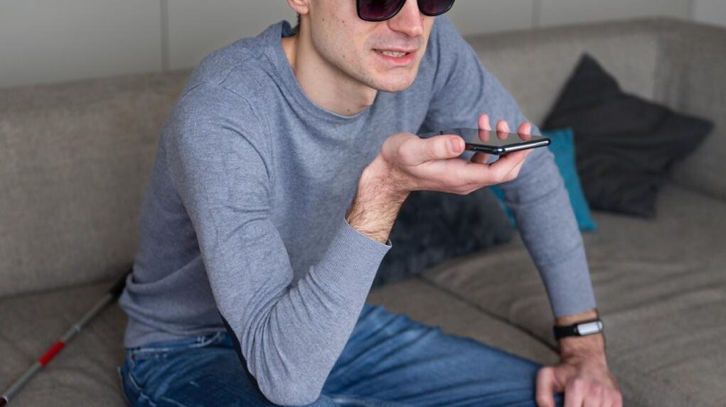    Подать заявку на курсы тестировщиков сайтов люди с инвалидностью по зрению могут до 14 июля, по ссылке, которую мы указали в конце статьи. Фото: Freepik