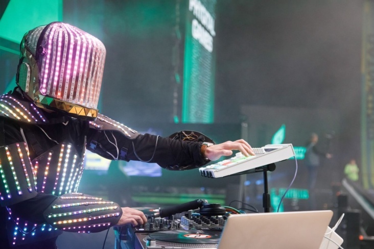 В Казани состоялись первые «Игры Будущего‎»‎ — круп­ней­ший турнир по фиджи­тал-спорту