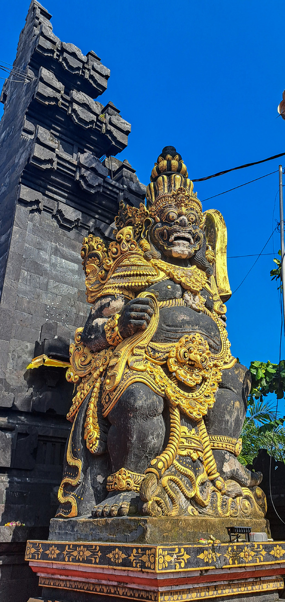 Красивые статуэтки 