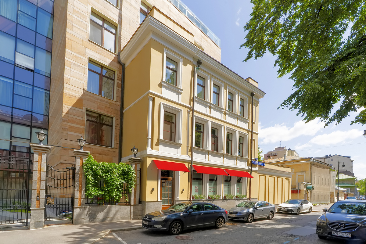 Еропкинский переулок, 16. Помещение с отдельным входом