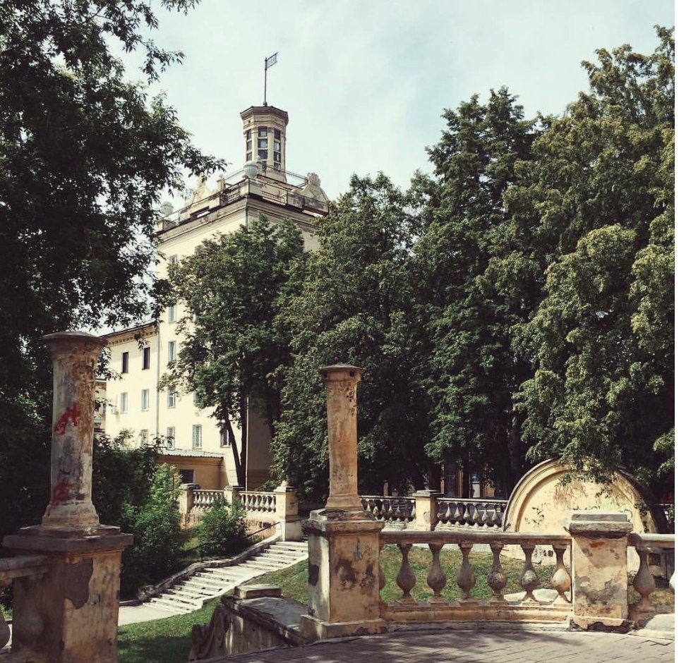 Фото 2019. По-моему, сейчас там всё-таки подновили