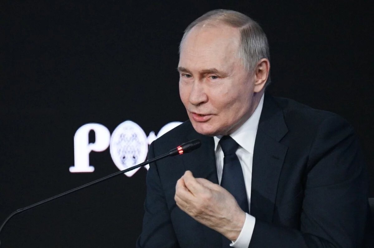    3 июля 2025. Президент РФ Владимир Путин принимает участие в пленарном заседании форума Агентства стратегических инициатив «Сильные идеи для нового времени».