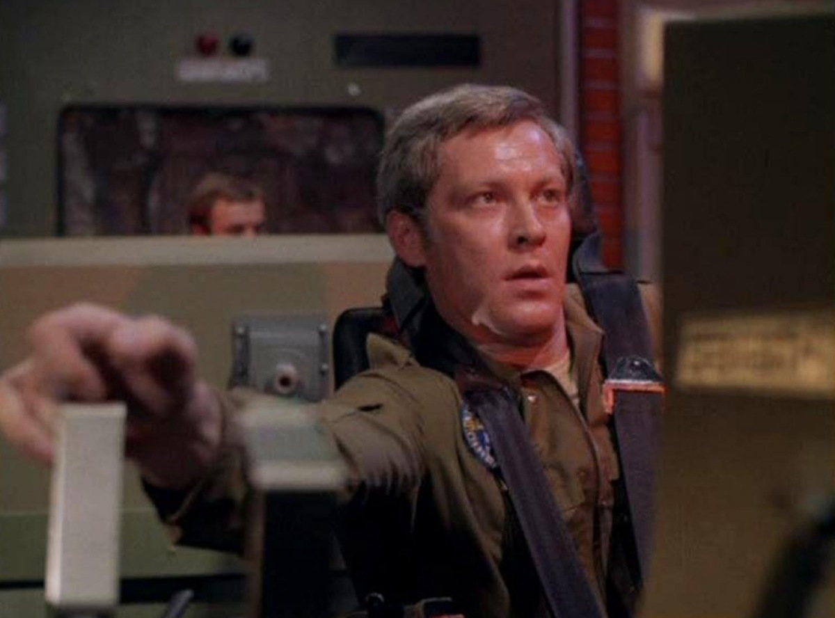 Кадр из фильма «Дознание пилота Пиркса» (1979)