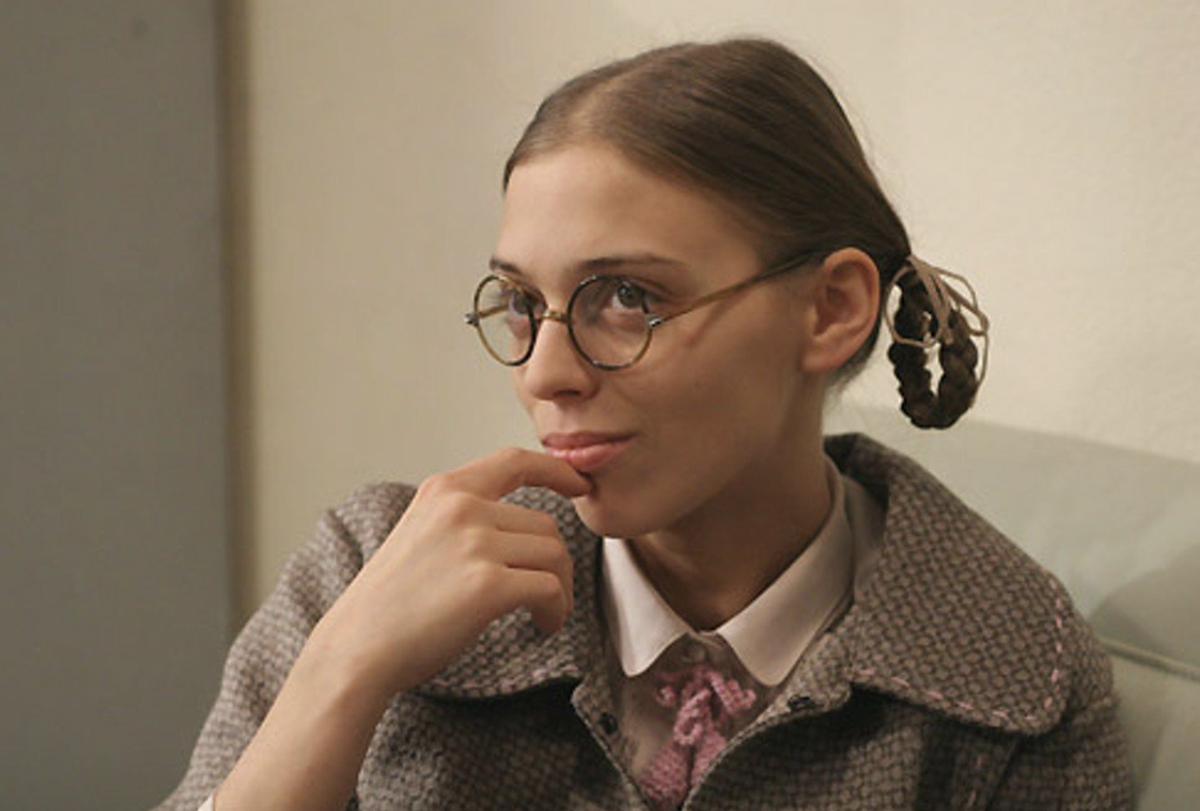 Источник: Нелли Уварова в сериале «Не родись красивой», СТС