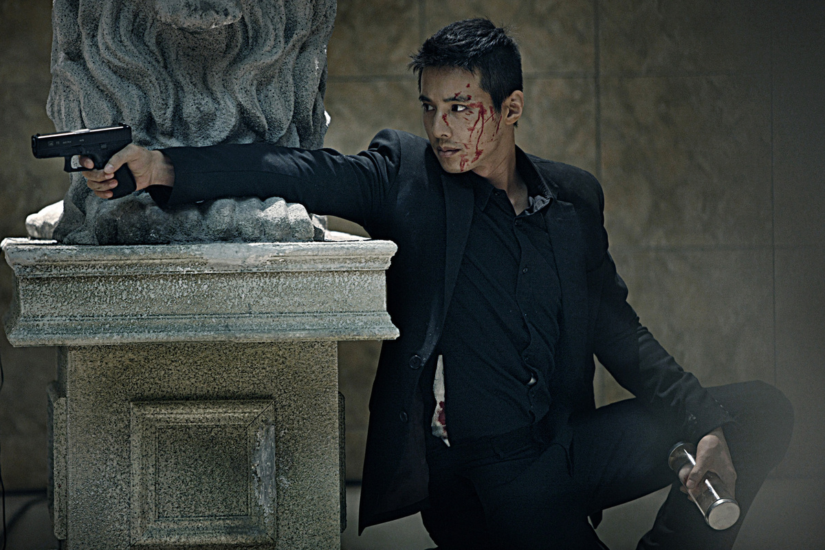 Кадр из фильма «Человек ниоткуда» (2010)